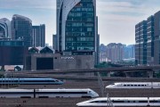 六爻简单高铁列车“飙车”？官方解答来了！