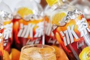 六爻简单农夫山泉冰茶入局：百亿赛道的“鲶鱼效应”