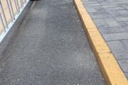六爻简单中新健康丨校门口成“游烟”重灾区 烟头遍地怎么破？