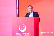 六爻简单王石再谈万科：正在调整往前走，但绿色低碳方面是走在前面的